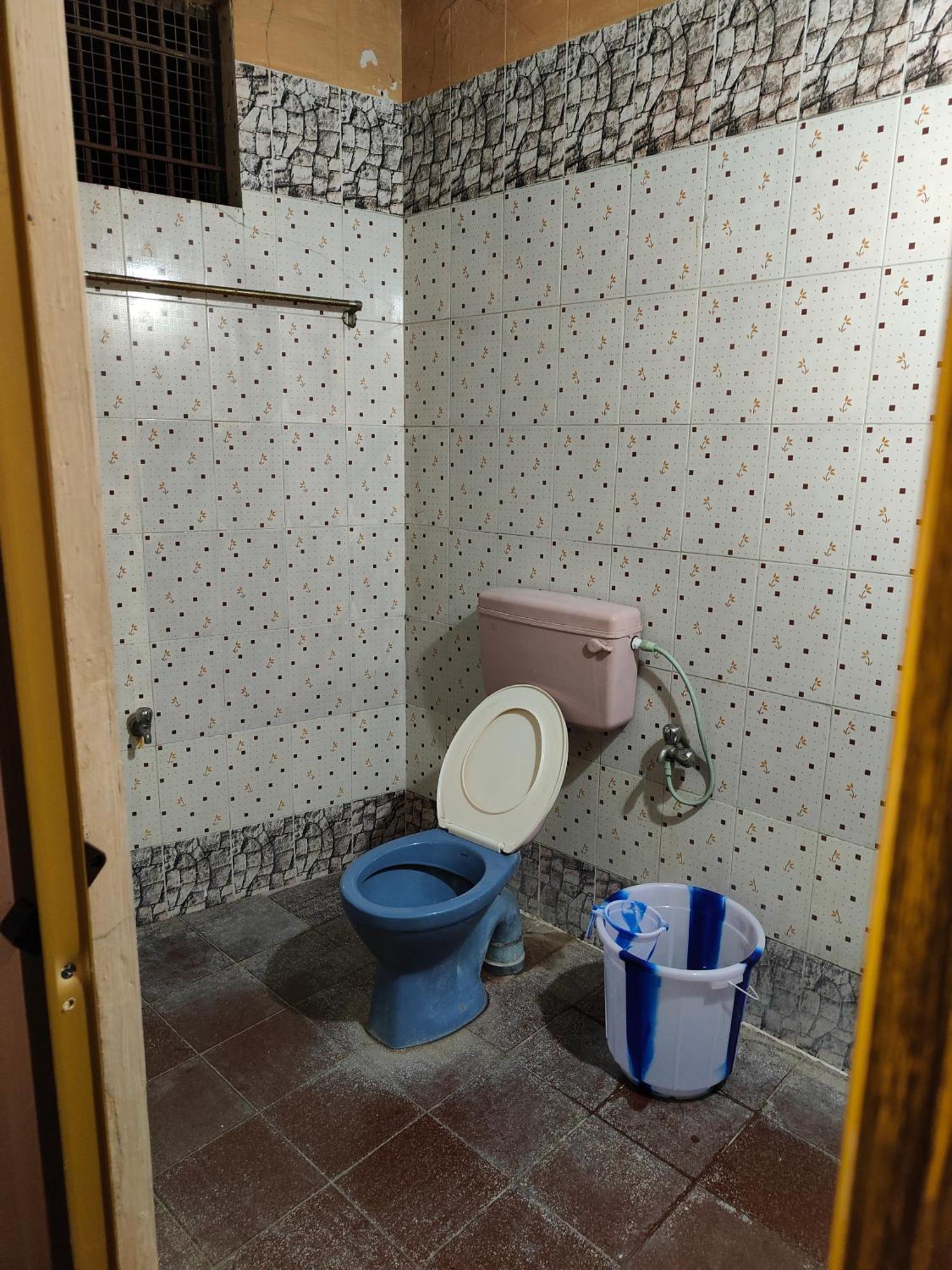 Guru Krupa Home Stay Tiruvannāmalai Exteriör bild