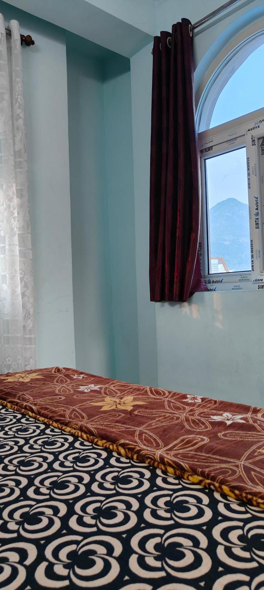 Guru Krupa Home Stay Tiruvannāmalai Exteriör bild